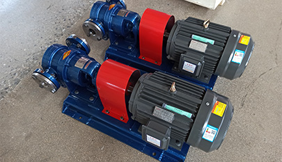 High viscosity liquid transfer pump