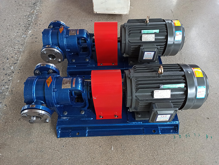 High viscosity liquid transfer pumps