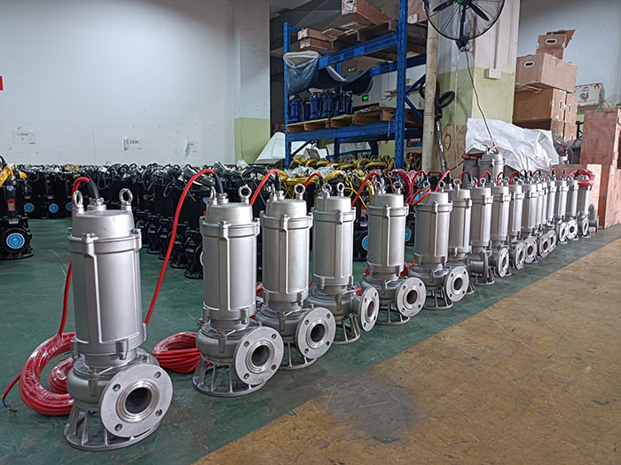 Submersible sewage pump